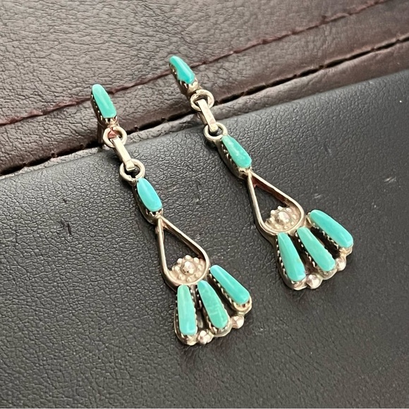 🔴SOLD🔴  Sterling silver turquoise dangle earrings - Picture 4 of 7